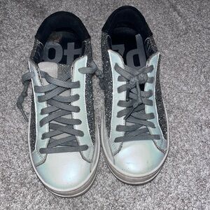 P448 size 36 glitter sneakers